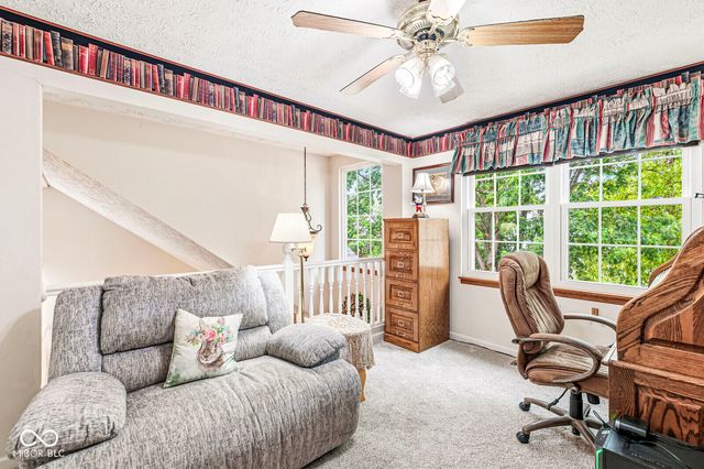 6733 Berkshire Drive, Zionsville, IN 46077