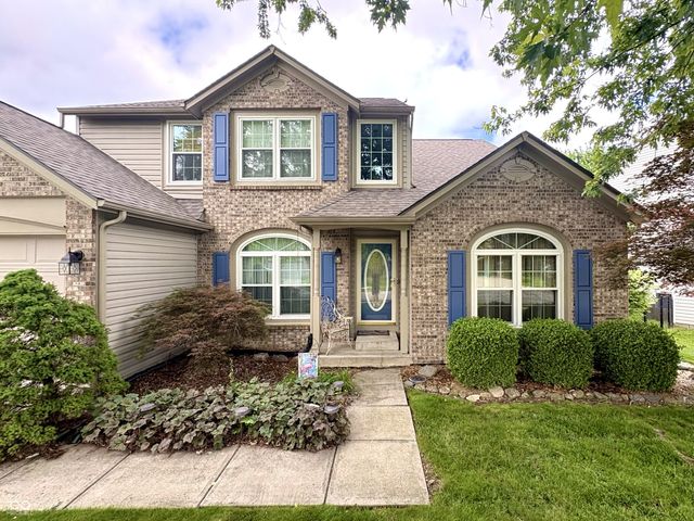 6733 Berkshire Drive, Zionsville, IN 46077