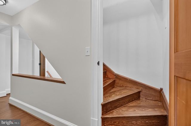 5141 PALISADE LN NW, Washington, DC 20016