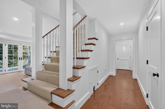 5141 PALISADE LN NW, Washington, DC 20016