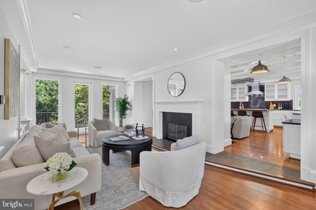 5141 PALISADE LN NW, Washington, DC 20016