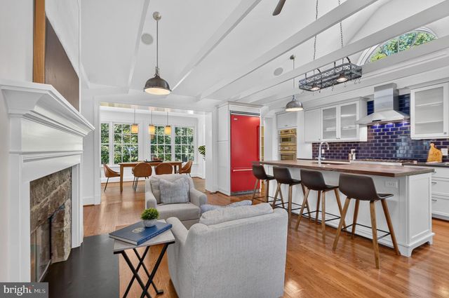 5141 PALISADE LN NW, Washington, DC 20016