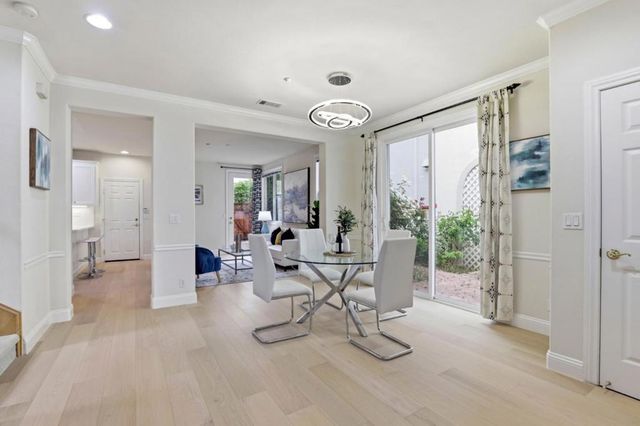 377 S Mary Avenue, Sunnyvale, CA 94086