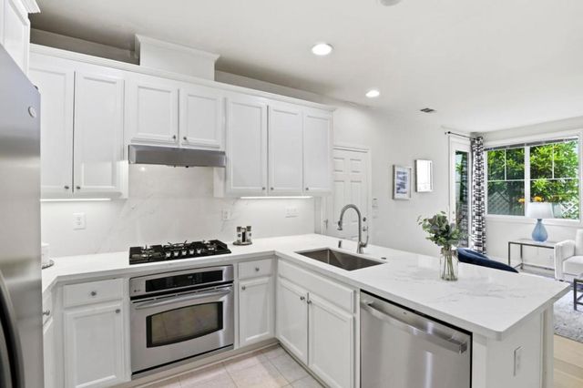 377 S Mary Avenue, Sunnyvale, CA 94086