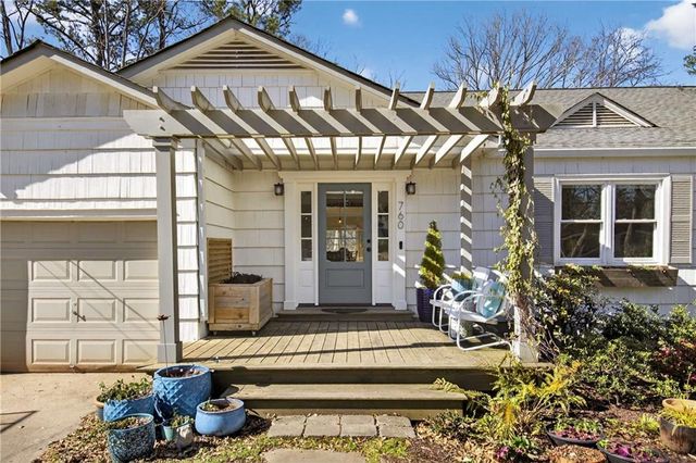 760 Scott Circle, Decatur, GA 30033