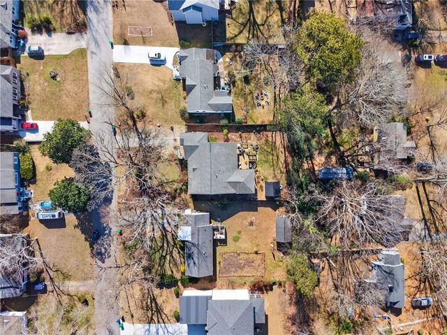 760 Scott Circle, Decatur, GA 30033