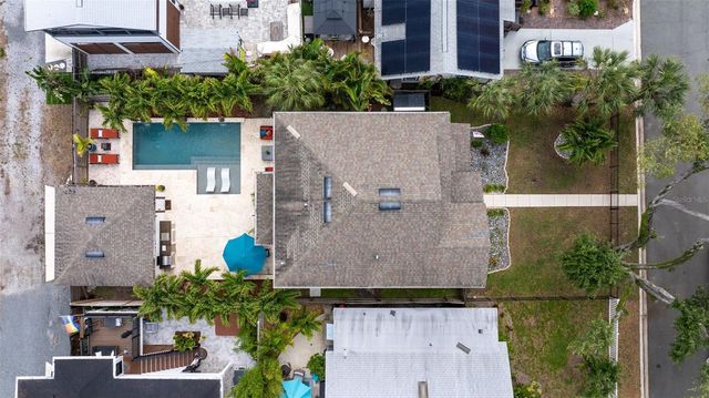 521 12TH AVENUE S, St Petersburg, FL 33701