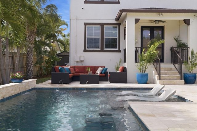 521 12TH AVENUE S, St Petersburg, FL 33701