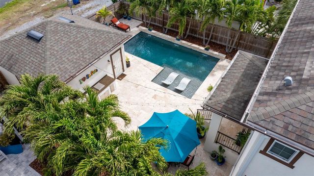 521 12TH AVENUE S, St Petersburg, FL 33701