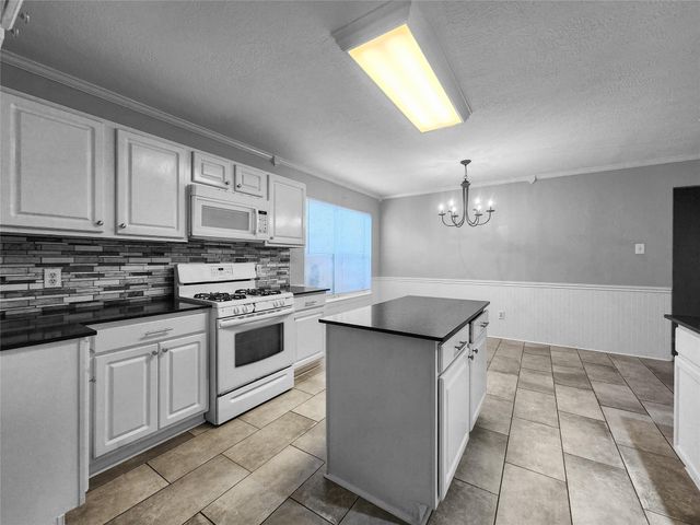 26986 Crown Haven Drive, Kingwood, TX 77339
