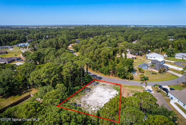 243 Dobbins Road NW, Palm Bay, FL 32907
