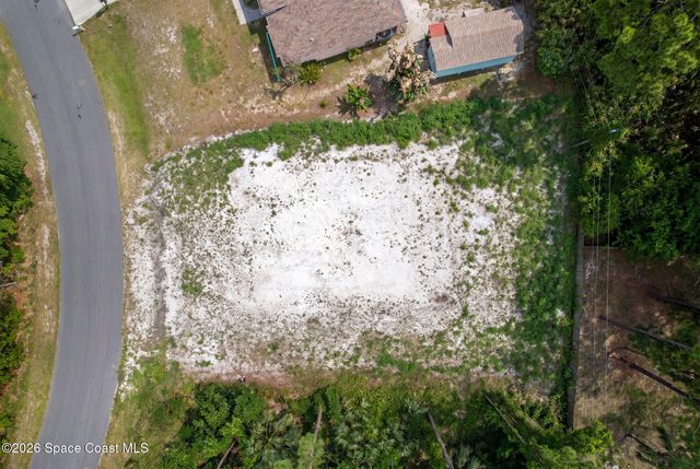 243 Dobbins Road NW, Palm Bay, FL 32907