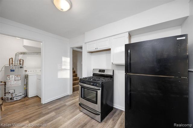 1784 College Avenue, Lincoln Park, MI 48146