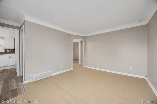 1784 College Avenue, Lincoln Park, MI 48146