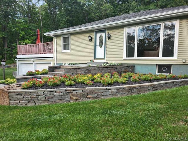 412 Vosenkill Road, Athens, NY 12015