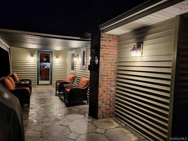 412 Vosenkill Road, Athens, NY 12015