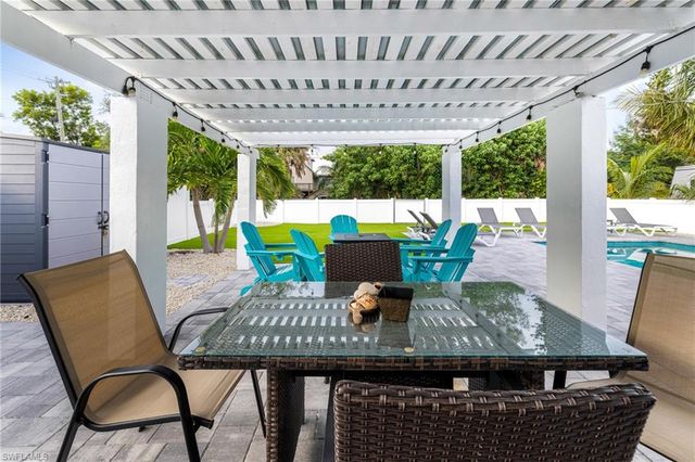 4831 Coquina RD, Fort Myers Beach, FL 33931