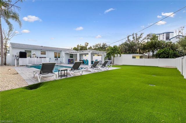 4831 Coquina RD, Fort Myers Beach, FL 33931