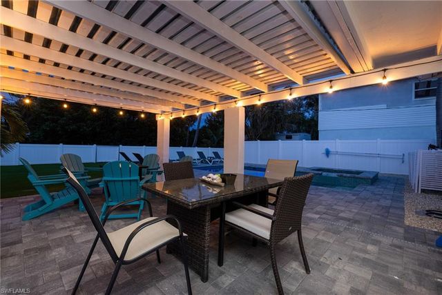 4831 Coquina RD, Fort Myers Beach, FL 33931