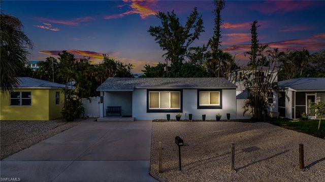 4831 Coquina RD, Fort Myers Beach, FL 33931