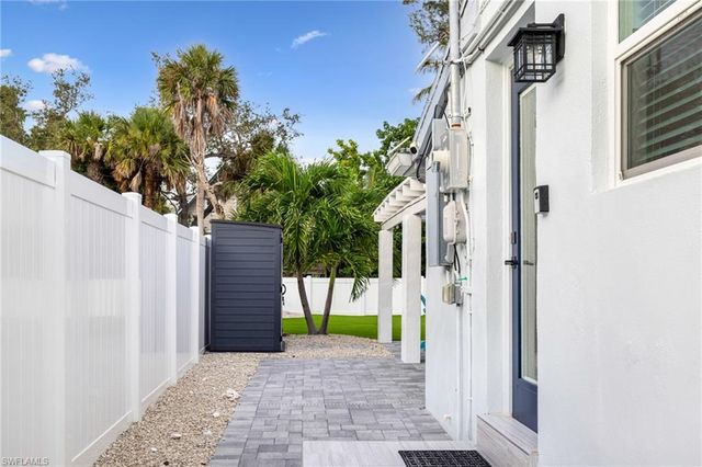 4831 Coquina RD, Fort Myers Beach, FL 33931