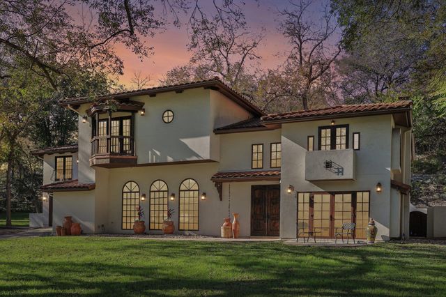 2706 Pearce RD, Austin, TX 78730