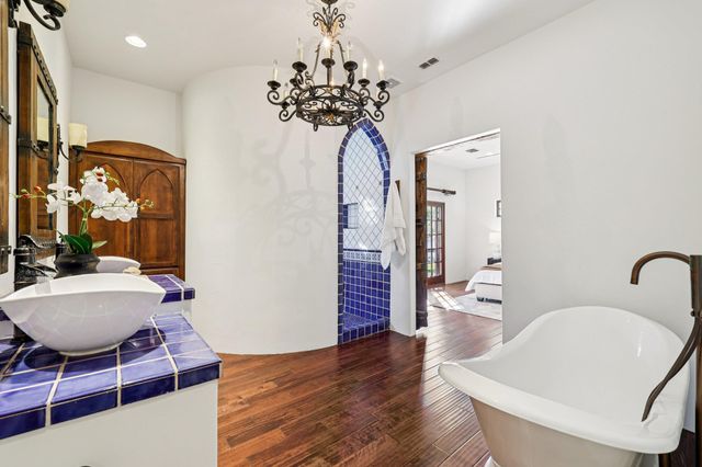 2706 Pearce RD, Austin, TX 78730