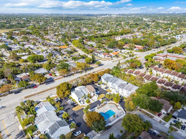 10215 SW 89th St, Miami, FL 33176