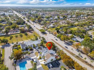 10215 SW 89th St, Miami, FL 33176