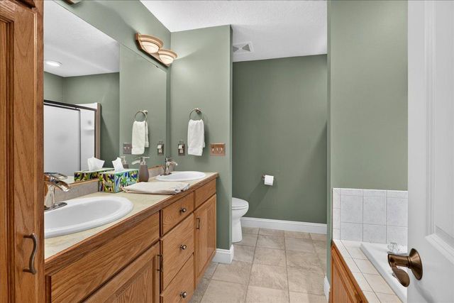 507 Dorland Road S, Maplewood, MN 55119