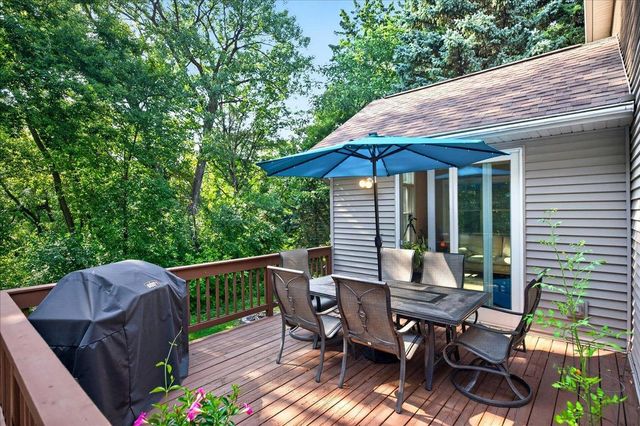 507 Dorland Road S, Maplewood, MN 55119