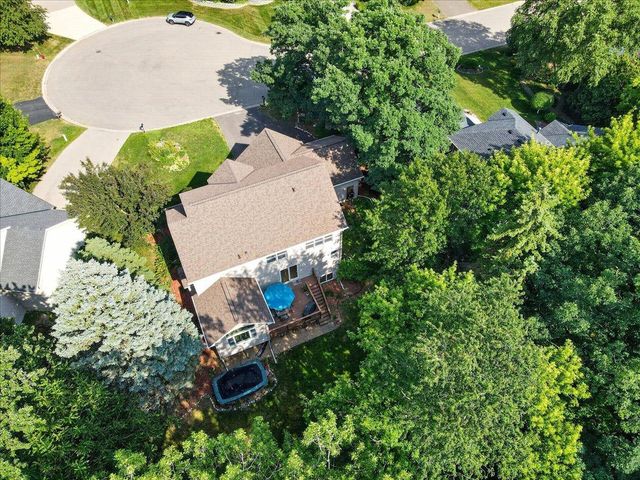 507 Dorland Road S, Maplewood, MN 55119