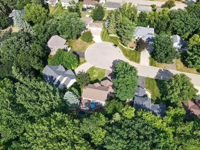 507 Dorland Road S, Maplewood, MN 55119