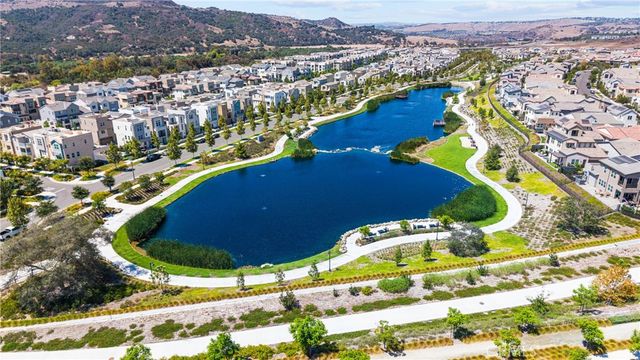 329 Moonflower Road, Rancho Mission Viejo, CA 92694