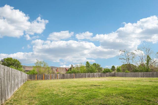 1268 Scarcroft Ln, Nashville, TN 37221