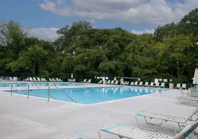 1268 Scarcroft Ln, Nashville, TN 37221