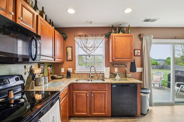 1268 Scarcroft Ln, Nashville, TN 37221