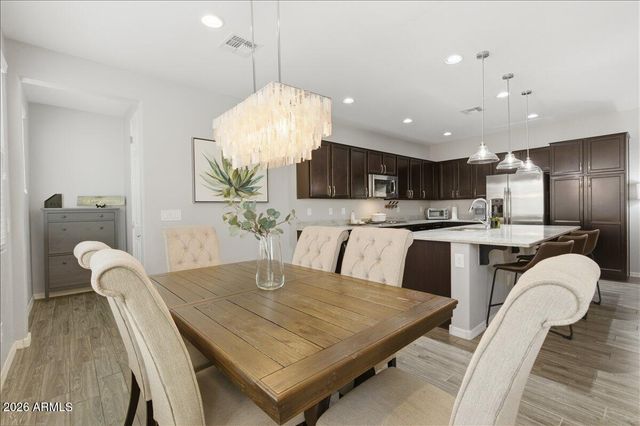 2245 S WALLRADE Lane, Gilbert, AZ 85295