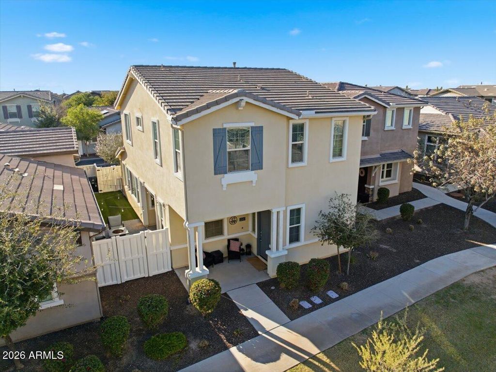 2245 S WALLRADE Lane, Gilbert, AZ 85295