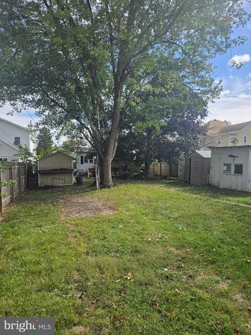 321 CHESTNUT, Mount Holly Springs, PA 17065