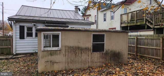 321 CHESTNUT, Mount Holly Springs, PA 17065