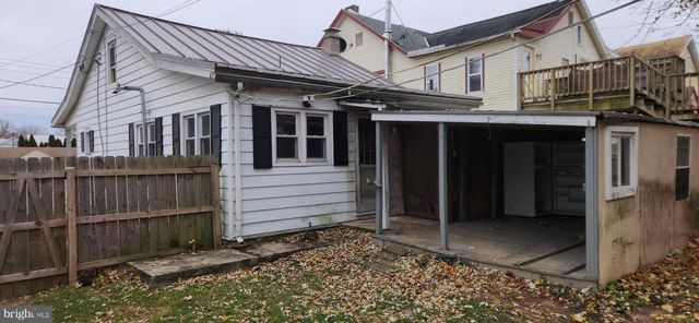 321 CHESTNUT, Mount Holly Springs, PA 17065