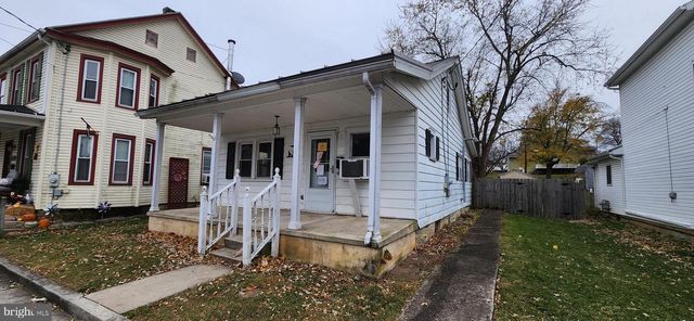 321 CHESTNUT, Mount Holly Springs, PA 17065