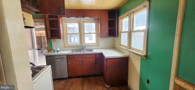 321 CHESTNUT, Mount Holly Springs, PA 17065