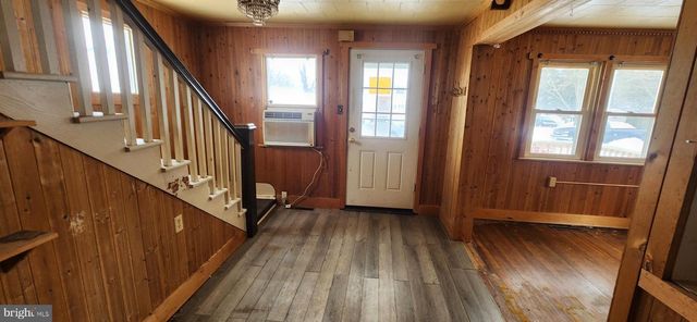 321 CHESTNUT, Mount Holly Springs, PA 17065