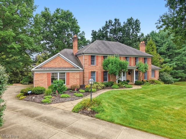 1600 Muirfield Avenue NW, Canton, OH 44708