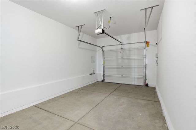 5330 Borra Hills Street, Las Vegas, NV 89148