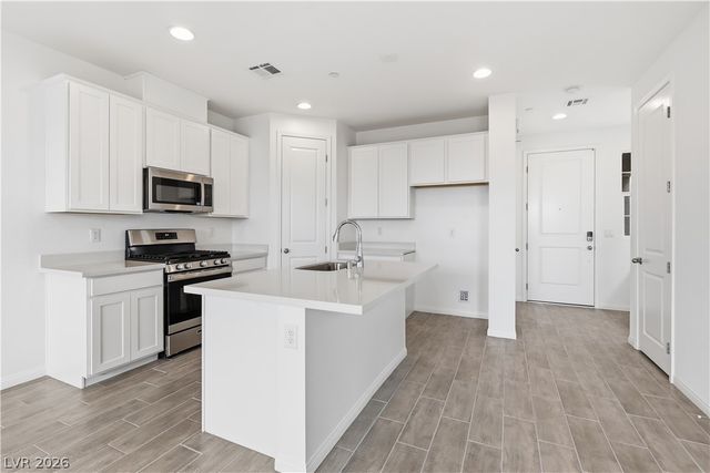 5330 Borra Hills Street, Las Vegas, NV 89148