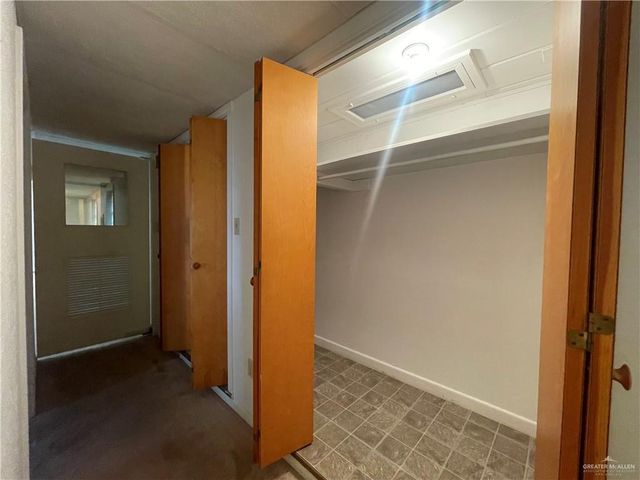 3929 E Business 83, Weslaco, TX 78596