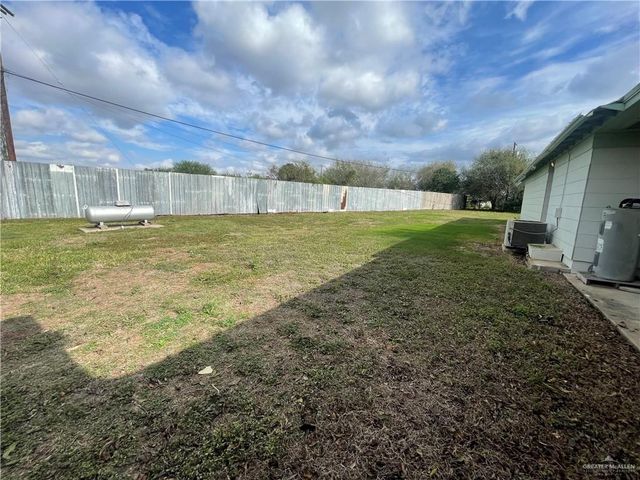 3929 E Business 83, Weslaco, TX 78596